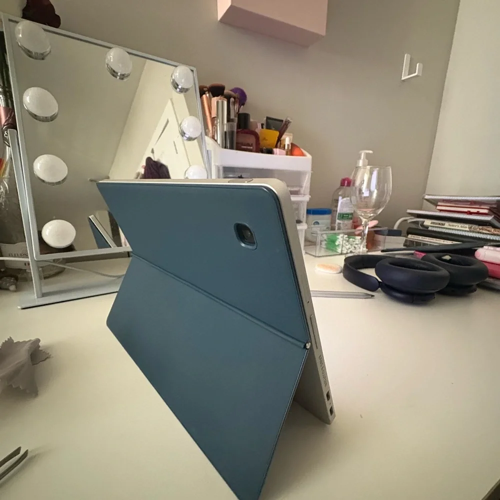 HP Chromebook - Dark teal blue